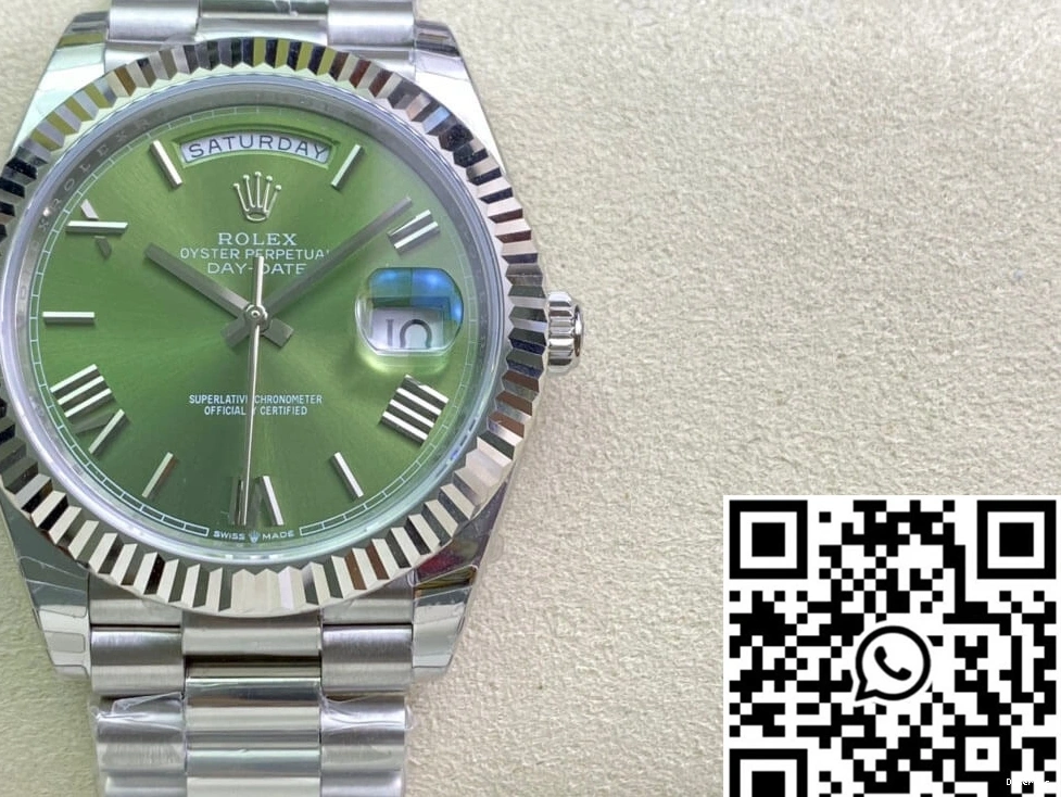 Green Olive Date M228239-0033 Day Factory Dial EW Rolex 0207